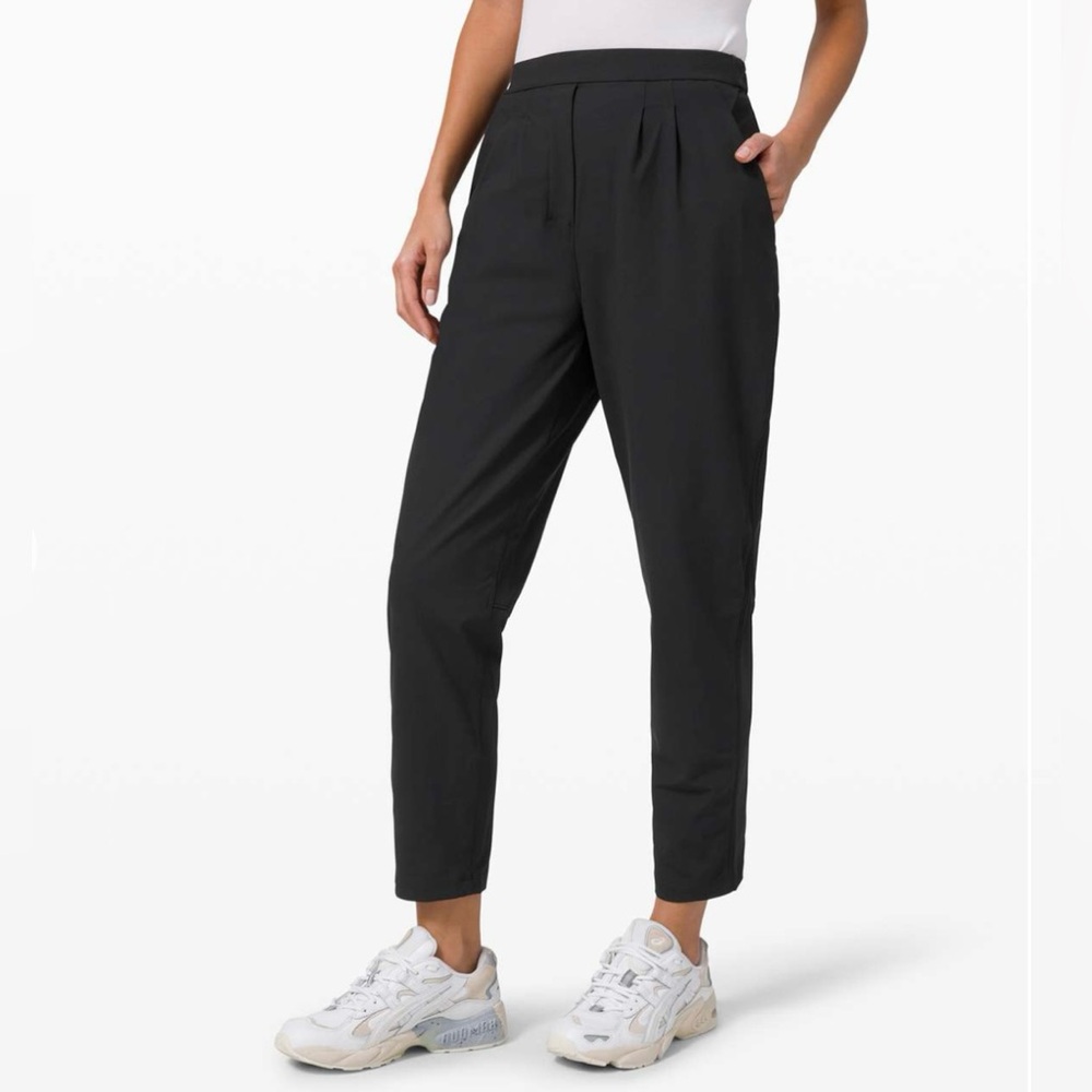 Lululemon Essential High-Rise Trouser Black Size 2